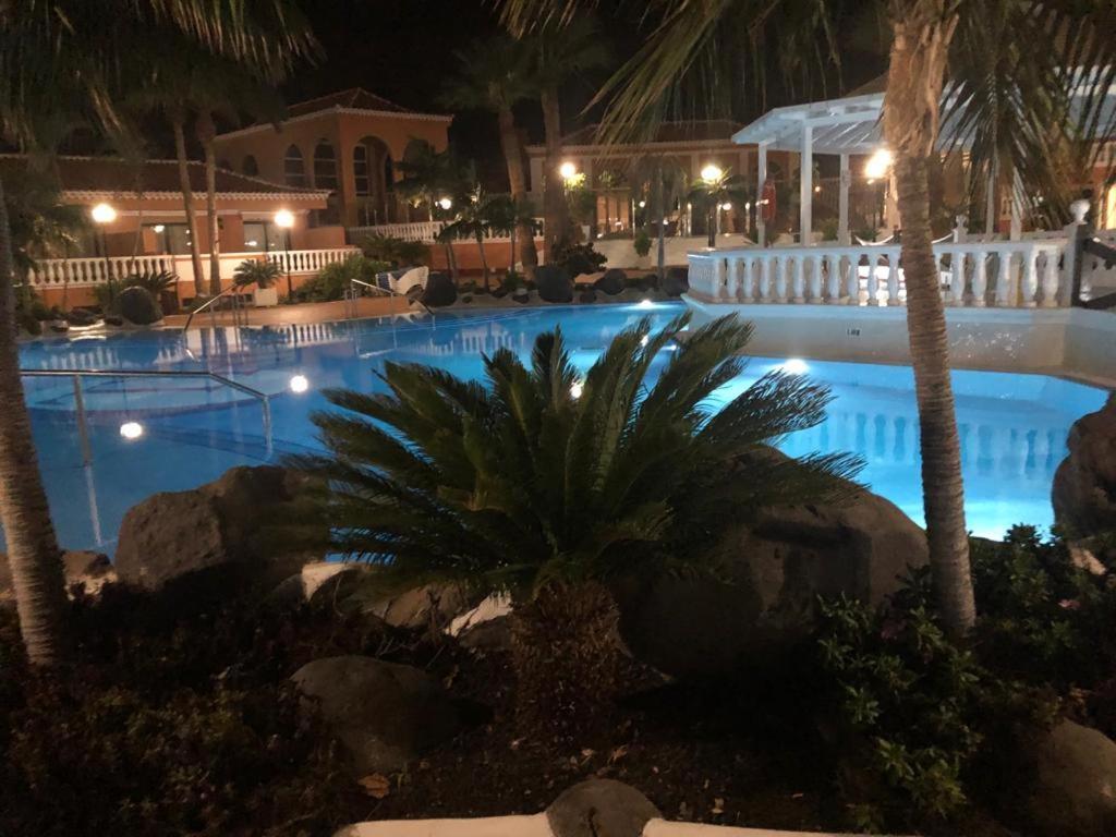 Apartamento Las Vistas Beach - Tenerife Royal Gardens Playa de las Americas  Bagian luar foto