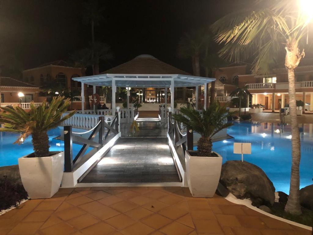 Apartamento Las Vistas Beach - Tenerife Royal Gardens Playa de las Americas  Bagian luar foto